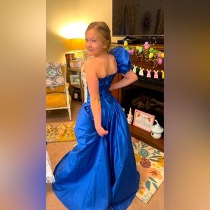 1980s-women’s -vintage-prom dress.